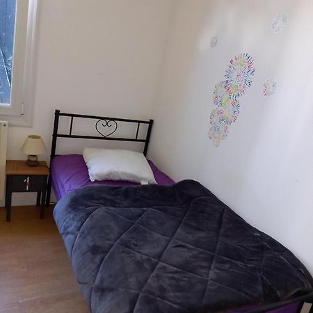 Nantes Aeroport 1-5 Couchages-Parking-Jardin Бугуне Екстериор снимка